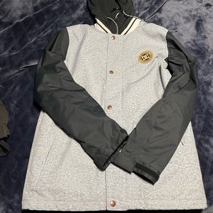 Dc snow/ski jacket. Size medium men’s